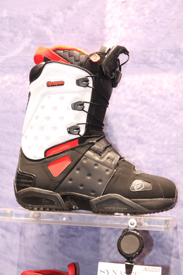 Salomon-Snowboard-Boots-Synapse-2011-2012.jpg